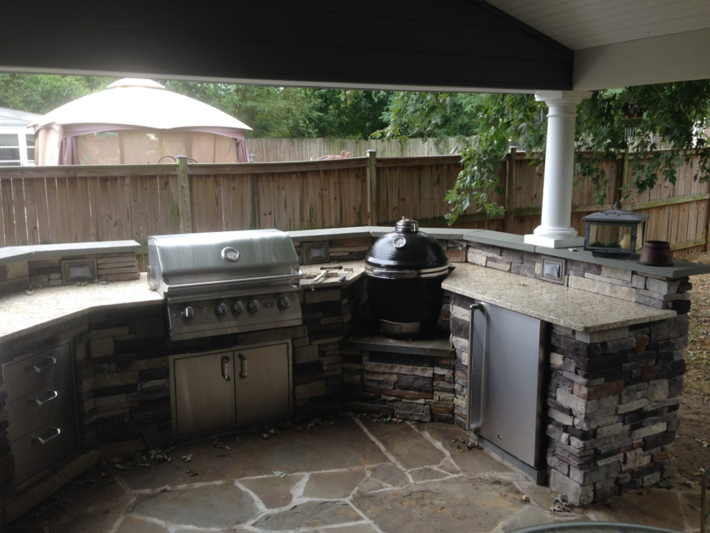 An image of an outdoor kitchen
